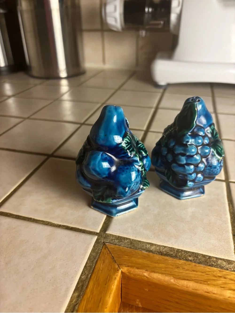 Vintage Inarco Blue Mood Indigo Salt & Pepper Shakers Blue Fruit Japan MCM 1960s